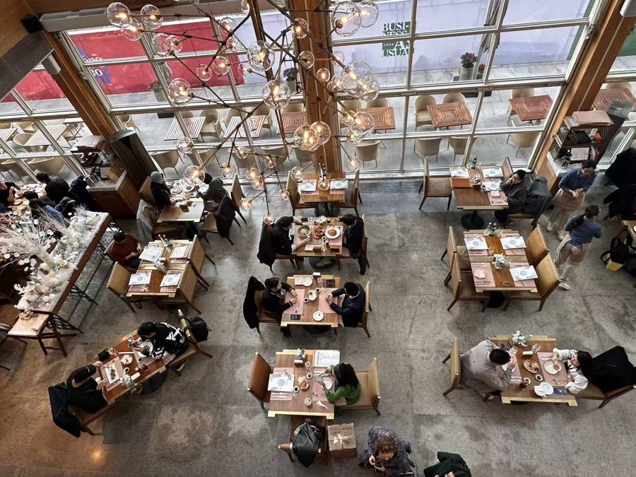 “上海環球美食匯”啟動5天，多家“歐陸風味”餐廳客流增幅超20%