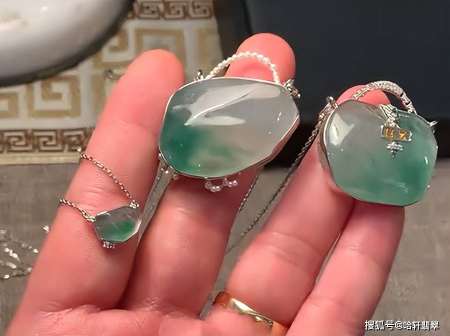 天然的“富貴包”，不做雕刻直接鑲嵌戴！