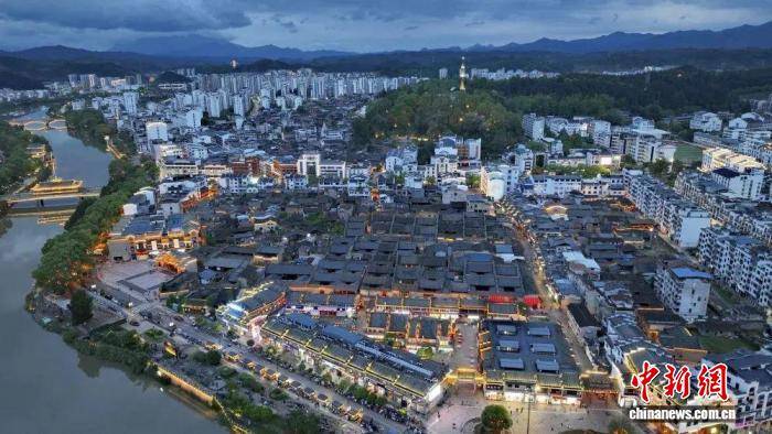 福建泰寧：“法律繡娘”穿針引線 織就千年古城守護網